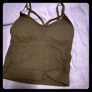 Fitted crop tank with padding